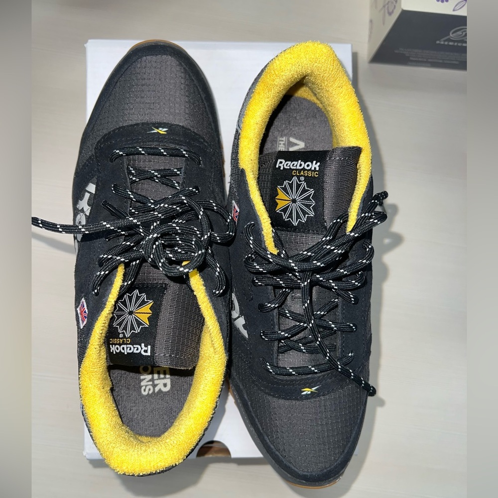 Reebok Sneaker